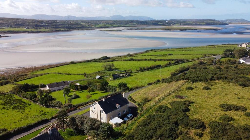 Lettermacaward House | Luxurious 5 bedroomed home with sea view close to beach