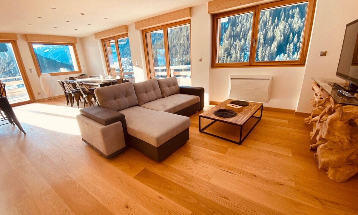Chatel Apartment | Luxurious apartment for 8 people - exceptional view - back on skis