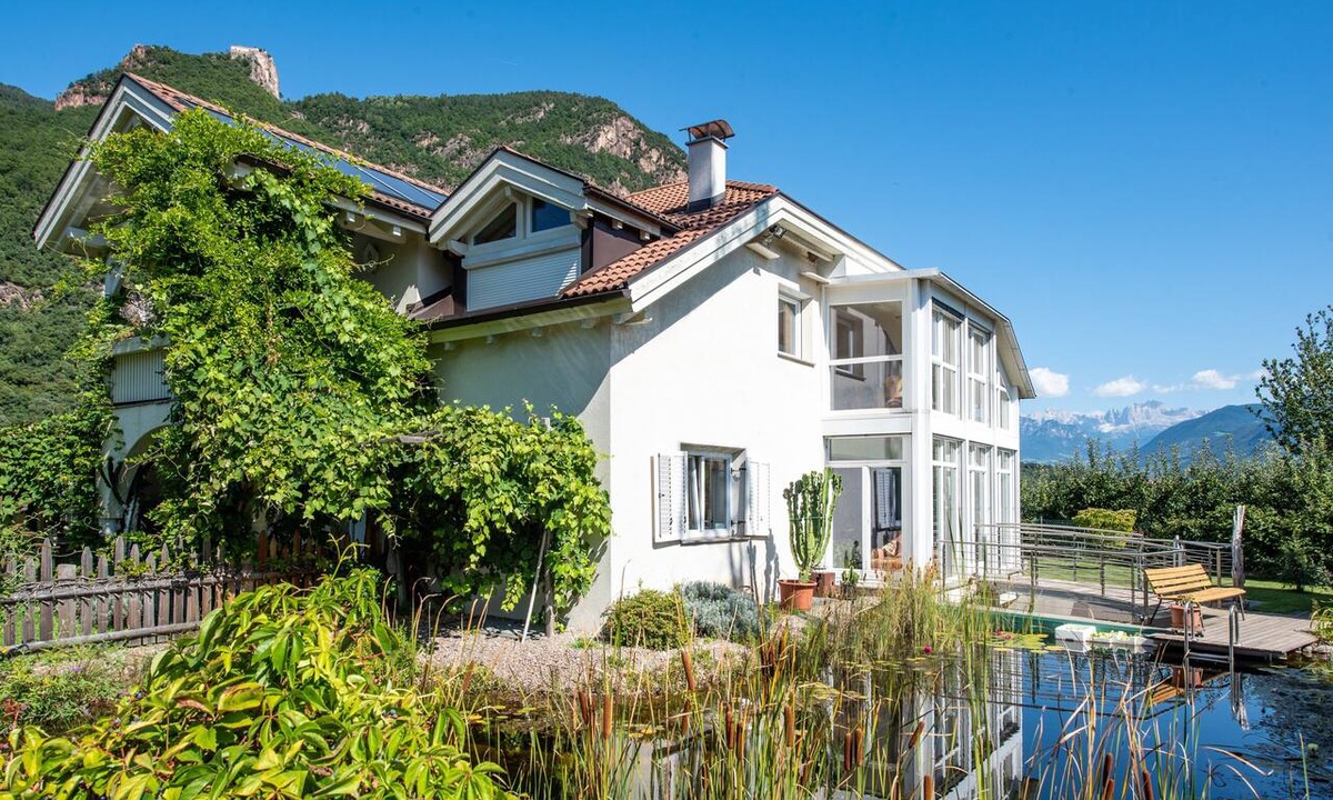 Settequerce Apartment | Luxurious Apartment "Villa Sonnenschein" with Terrace, Incredible Views and Garden