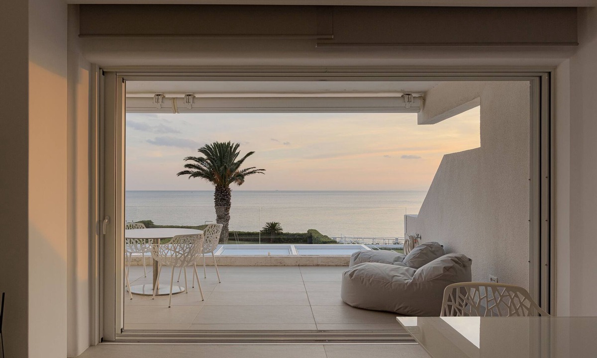 Kropia Villa | Luxurious Beachfront Villa Maira