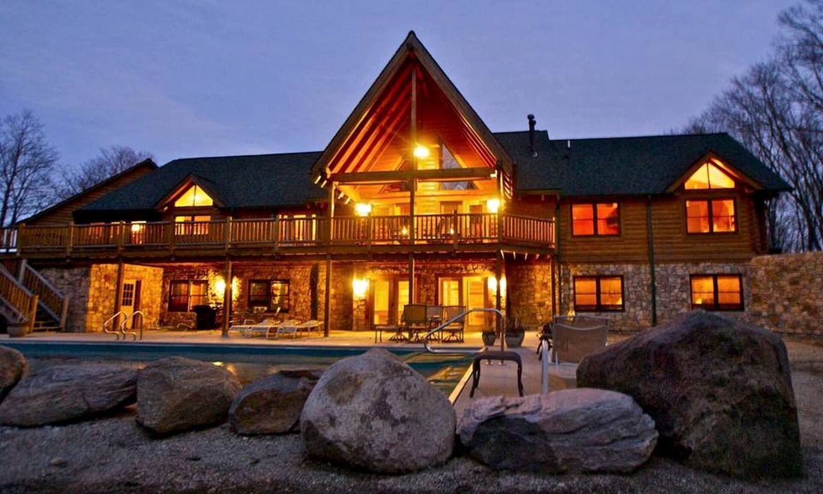 Mays Cabin | Luxurious Cabin Retreat with Heated Pool and Scenic Creek Views in Wayne Township, IN