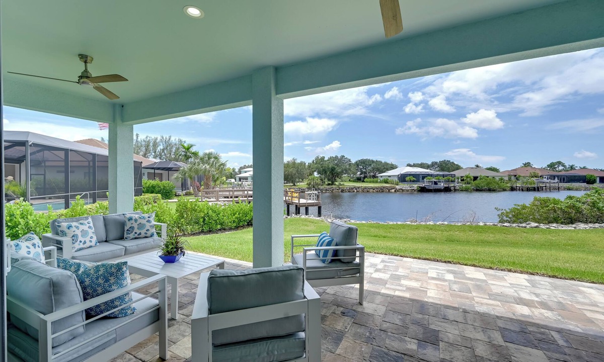 Naples House | Luxurious Canal-Front Retreat w/Game Room!