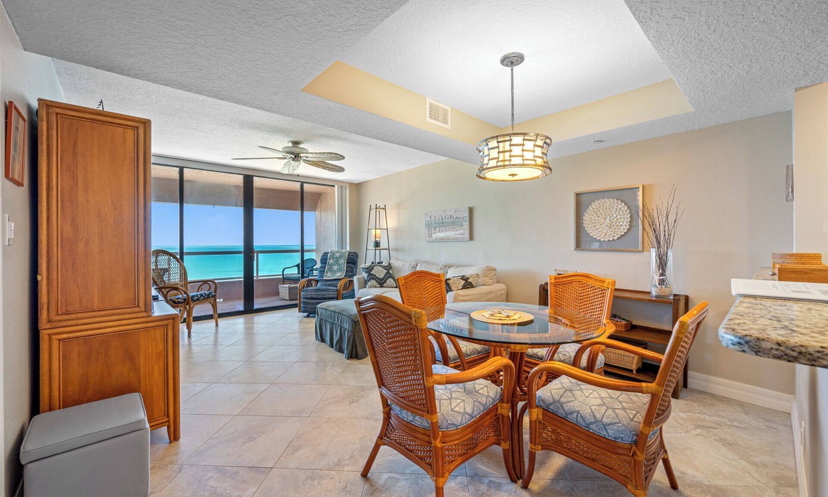 Sand Key Condo | 🩱Luxurious CBC 1-18C: Beach Front Condo | Heated Pool | Gym | Pickleball | Sauna | Hot Tubs!