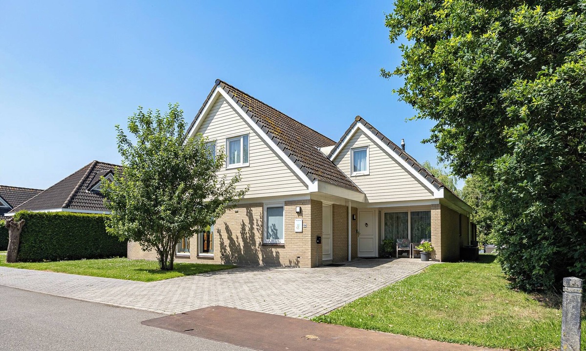 Zeewolde Villa | Luxurious, detached vacation home with a large garden