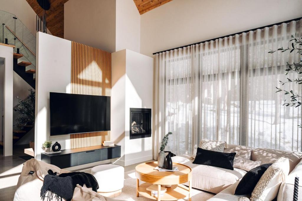 Val-des-Lacs Ski Chalet | Luxurious Forest Retreat near Tremblant