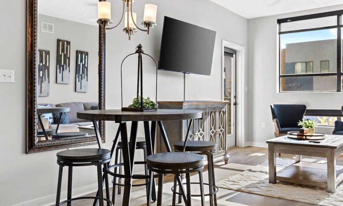 Rolling Mill Hill Condo | Luxurious Large 2 bed 2 bath Downtown Condo- #302
