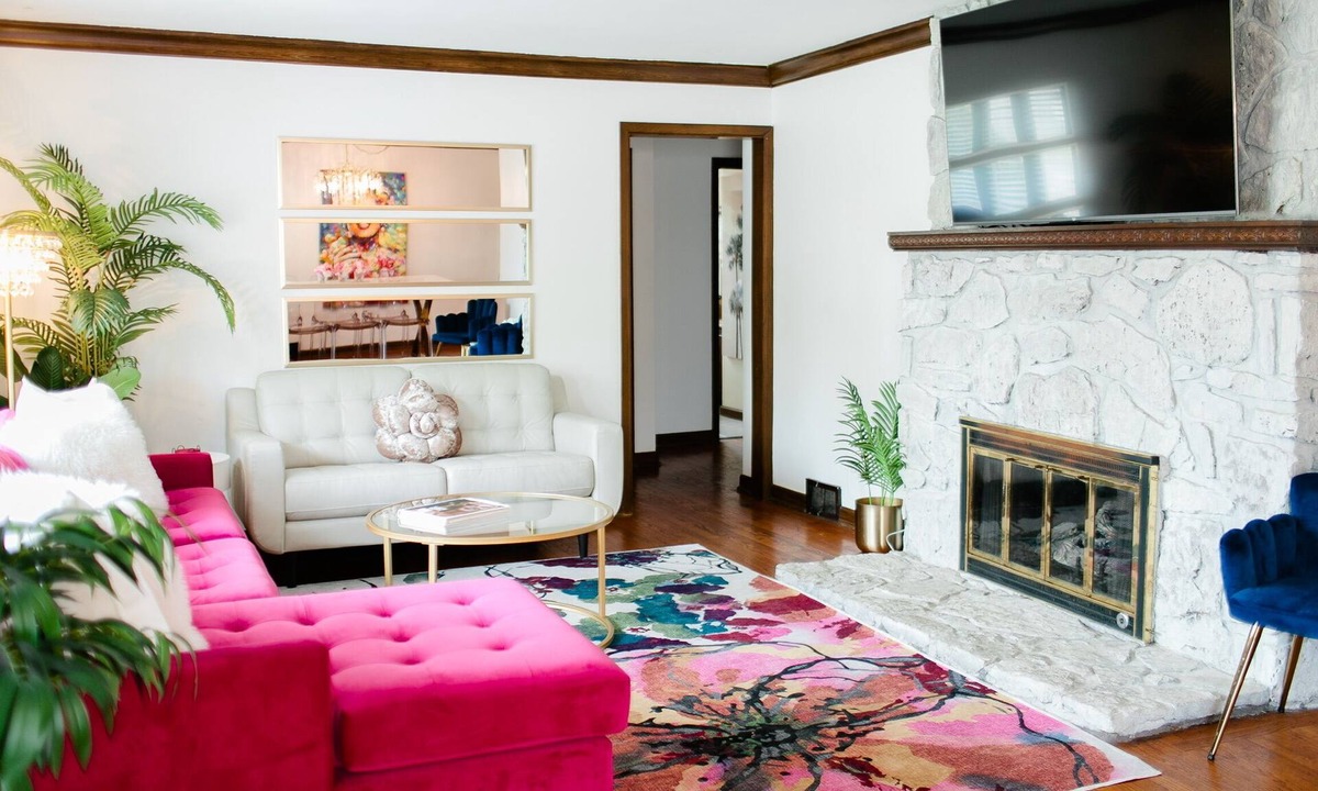 Springfield House | Luxurious Marilyn’s Mansion in the heart of Springfield!