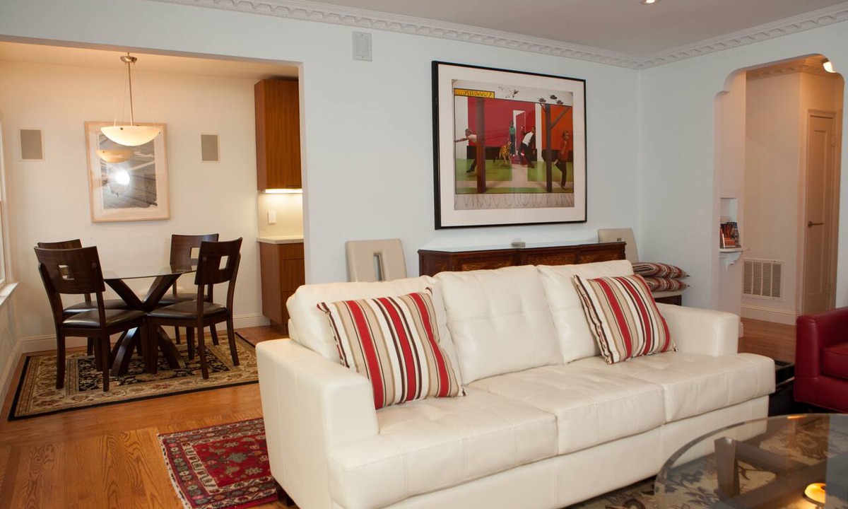 Eureka Valley Apartment | Luxurious Prime Central Flat with Parking & Laundry