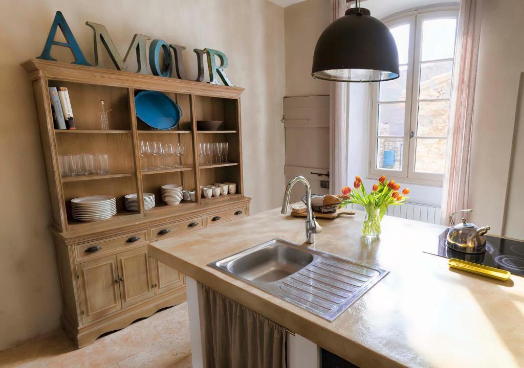 Rustrel Villa | Luxurious Provencal Village House, Walk to Village Pool