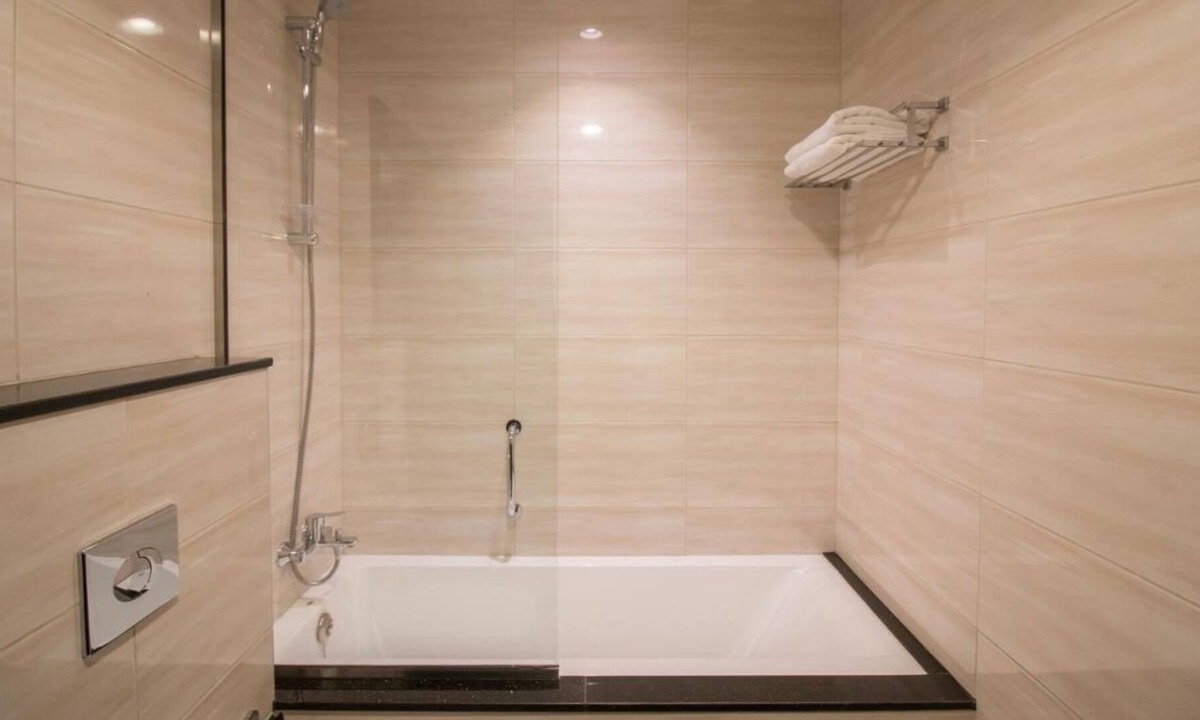 Dubai Apartment | Luxurious studio fully equipped ,bargain price!your new home is waiting for you!
