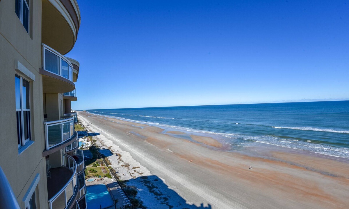 Daytona Beach Condo | Luxury 10th Floor Direct Oceanfront Condominium