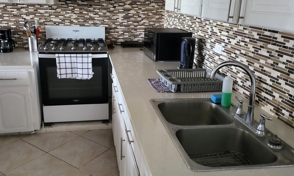 Welches Villa | Luxury 2 Bedroom 2 Bathroom Villa the south coast maxwell beach area