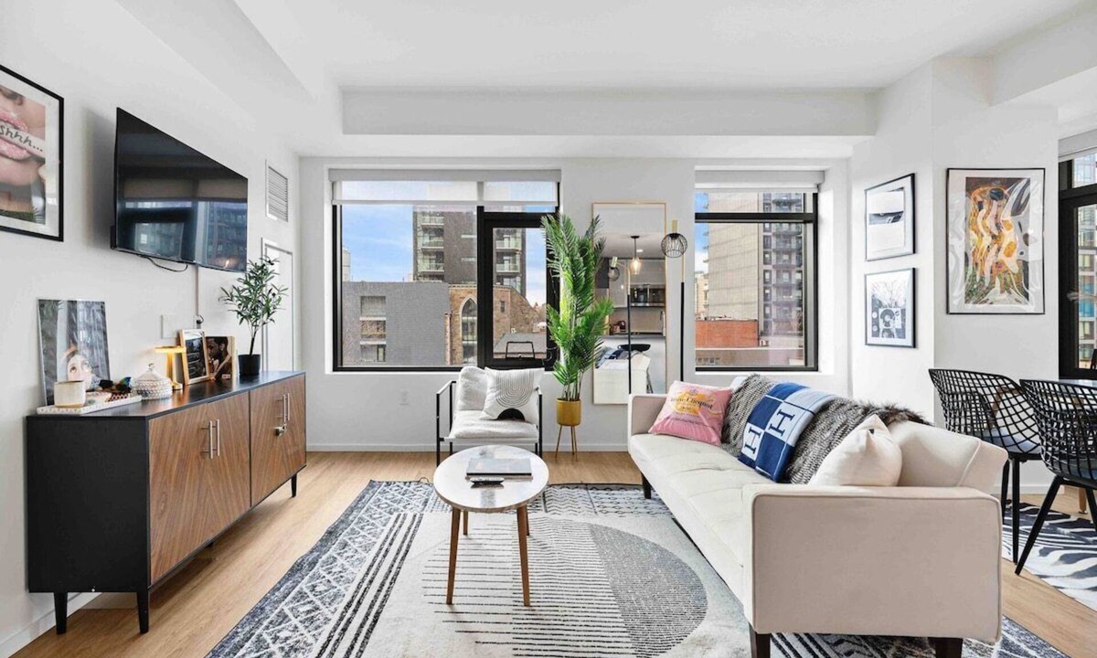 Shawmut Apartment | Luxury 2BR Apt in Boston: Pool, Gym