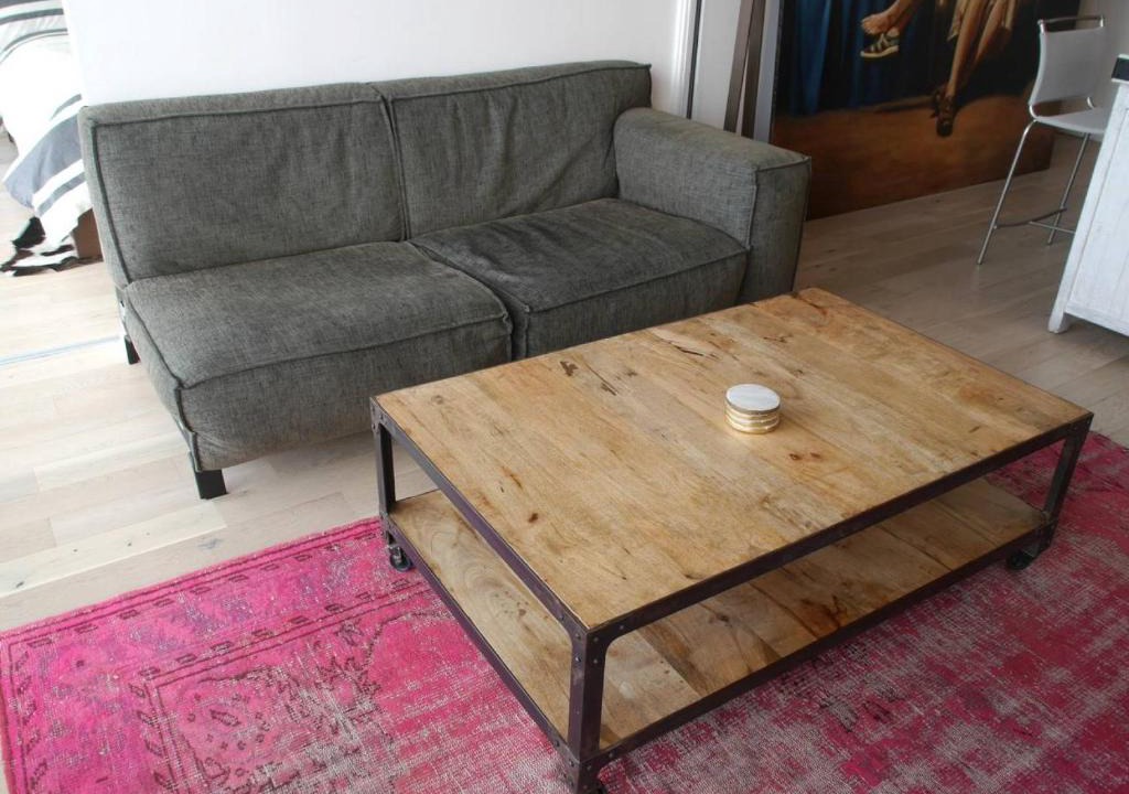 Beaconsfield Village Apartment | Luxury 2BR Condo in Popular Queen West
