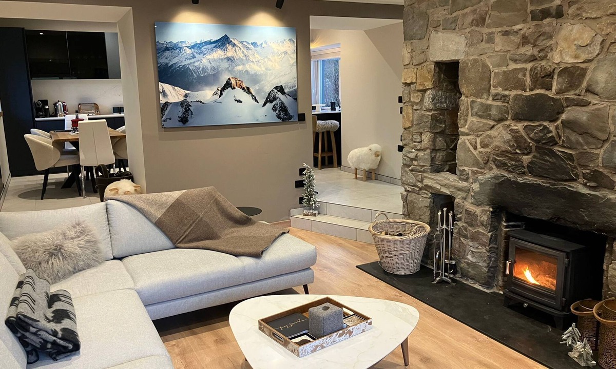 Tarbert Cottage | Luxury 3 bedroom cottage set on Scottish estate, pet allowed