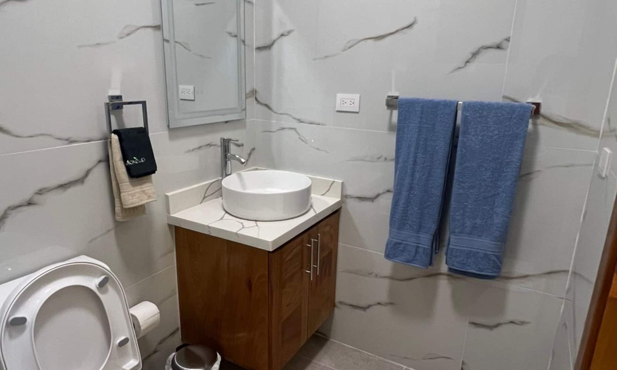 Montellano Condo | Luxury 3BR 3BA Condo w/Pool & AC Near Beaches