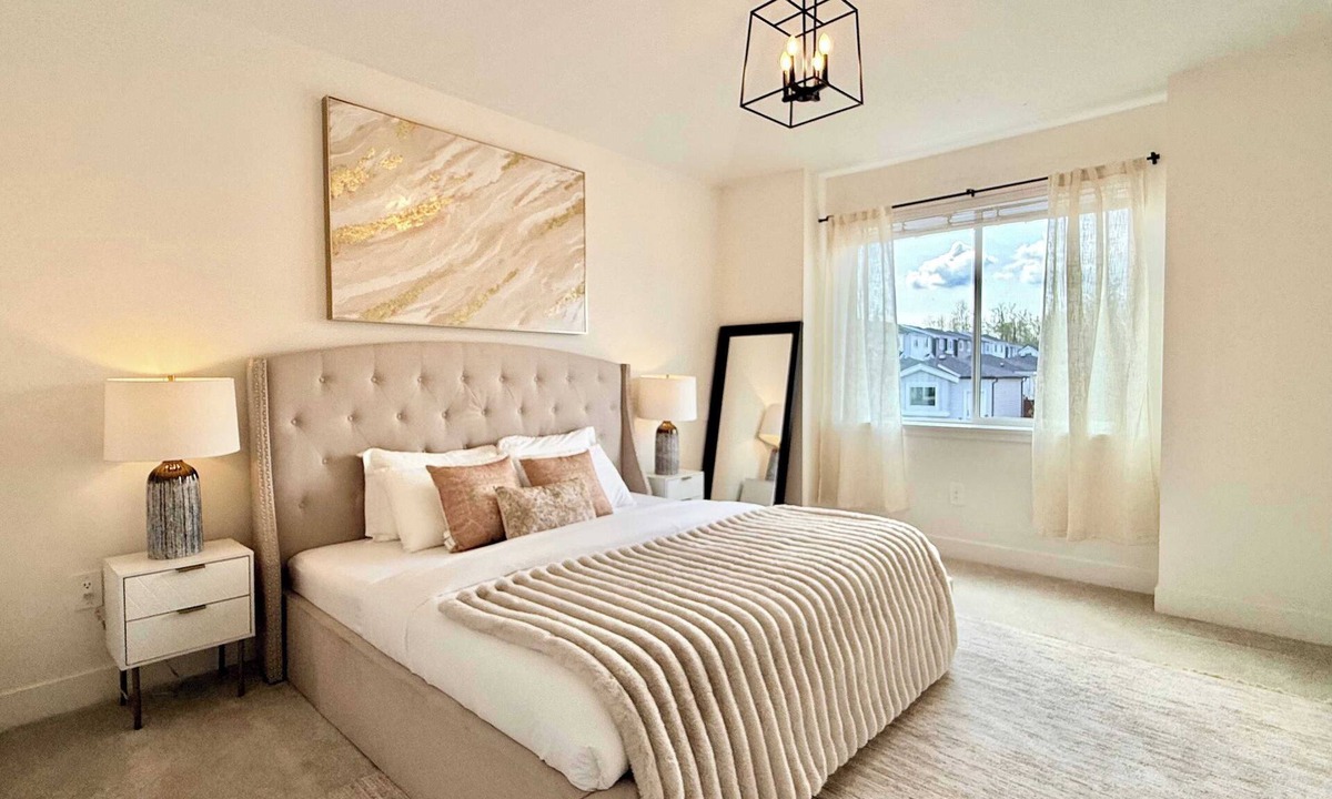 Willoughby House | Luxury 3Br, Oasis Gated, Yard Pets Welcome