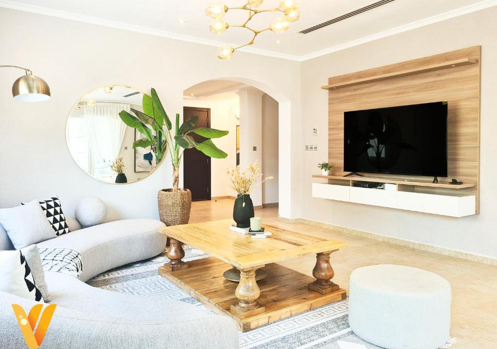 Jumeirah Park Villa | Luxury 3BR Private Pool Villa and Elaborate Gardens