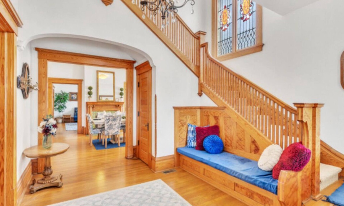 Lower Avenues House | Luxury 5BR Mansion 16ppl Walk to TSQ & DT SLC