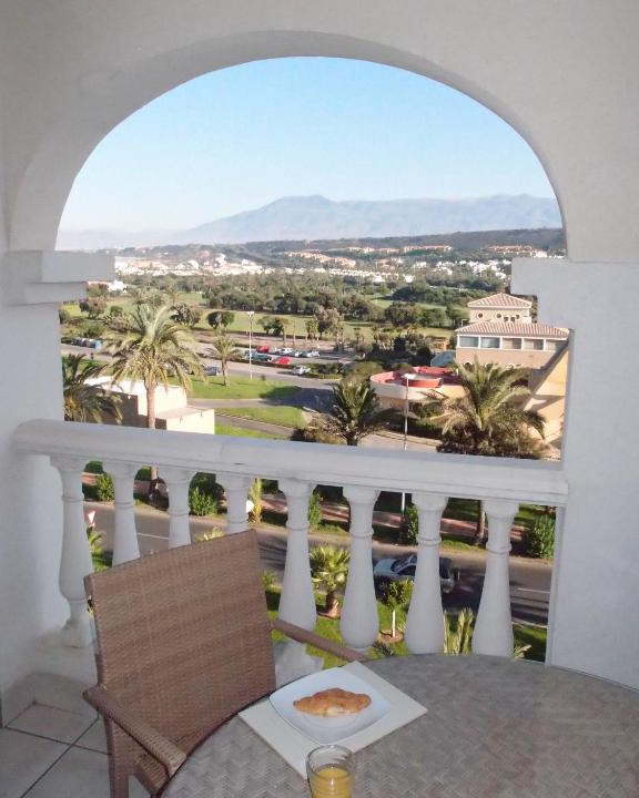 Almerimar Apartment | Luxury apartment in central Almerimar with Free Secure Parking