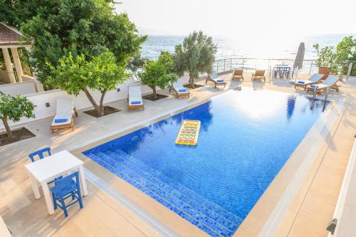 Bodrum Villa | Luxury beach house, private pool, stunning sunsets, villa karpuz