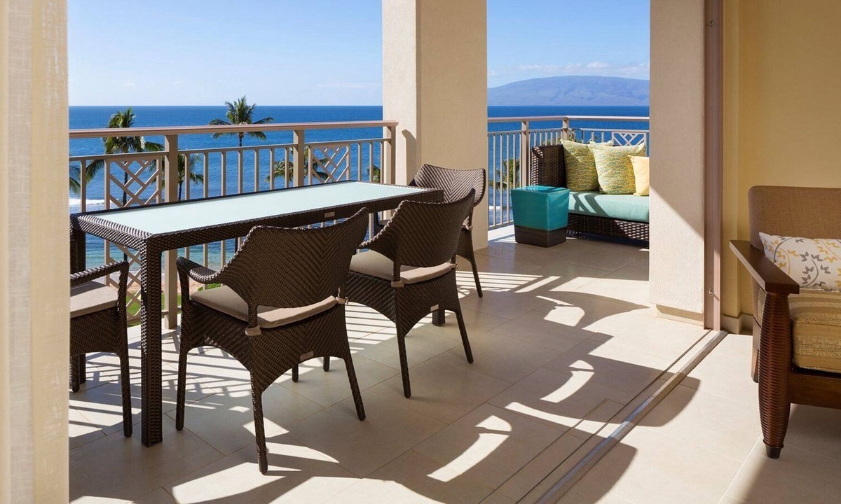Lahaina Resort | LUXURY BEACHFRONT KAANAPALI RESIDENCE CLUB RESORT+ AMENITIES, 2-BEDROOM VILLA