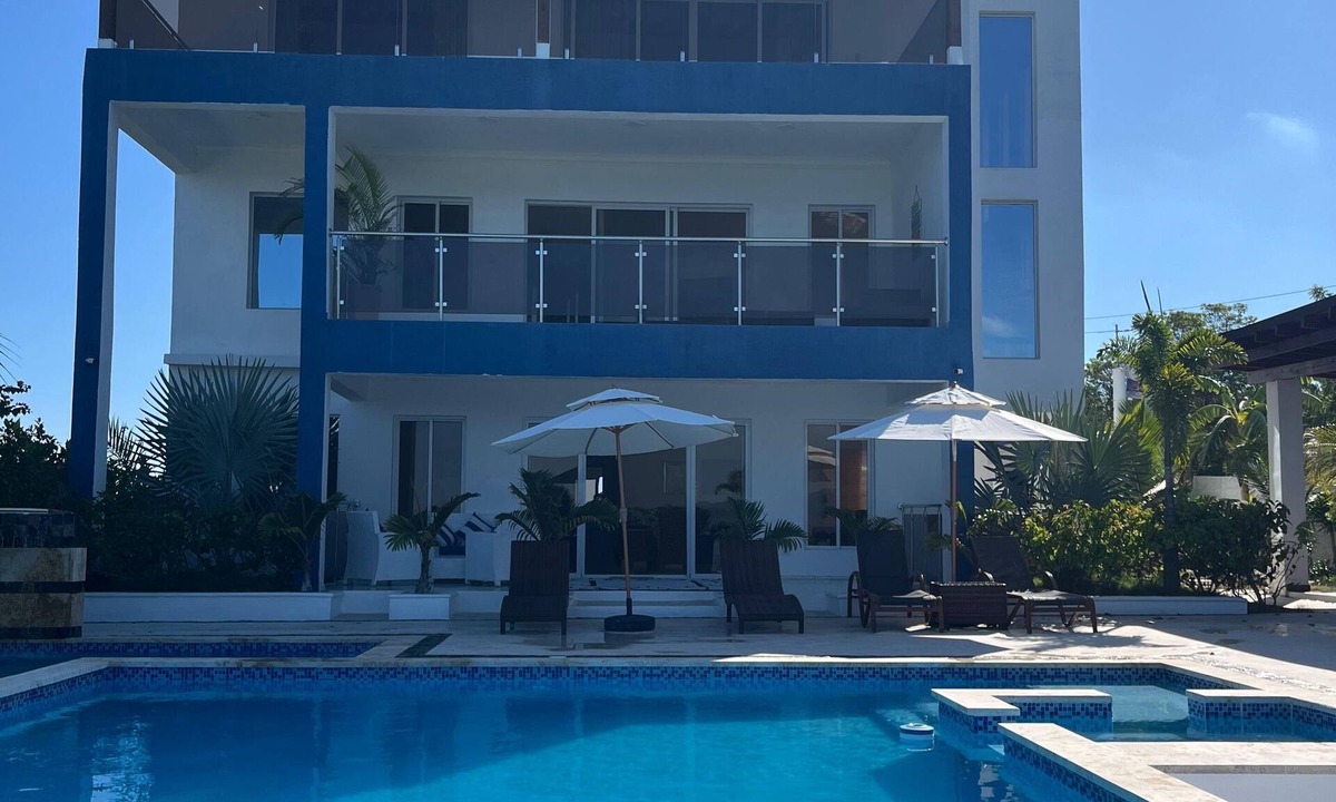 Punta Rucia Apartment | Luxury BeachFront Villa with Private pool and Ocean View!