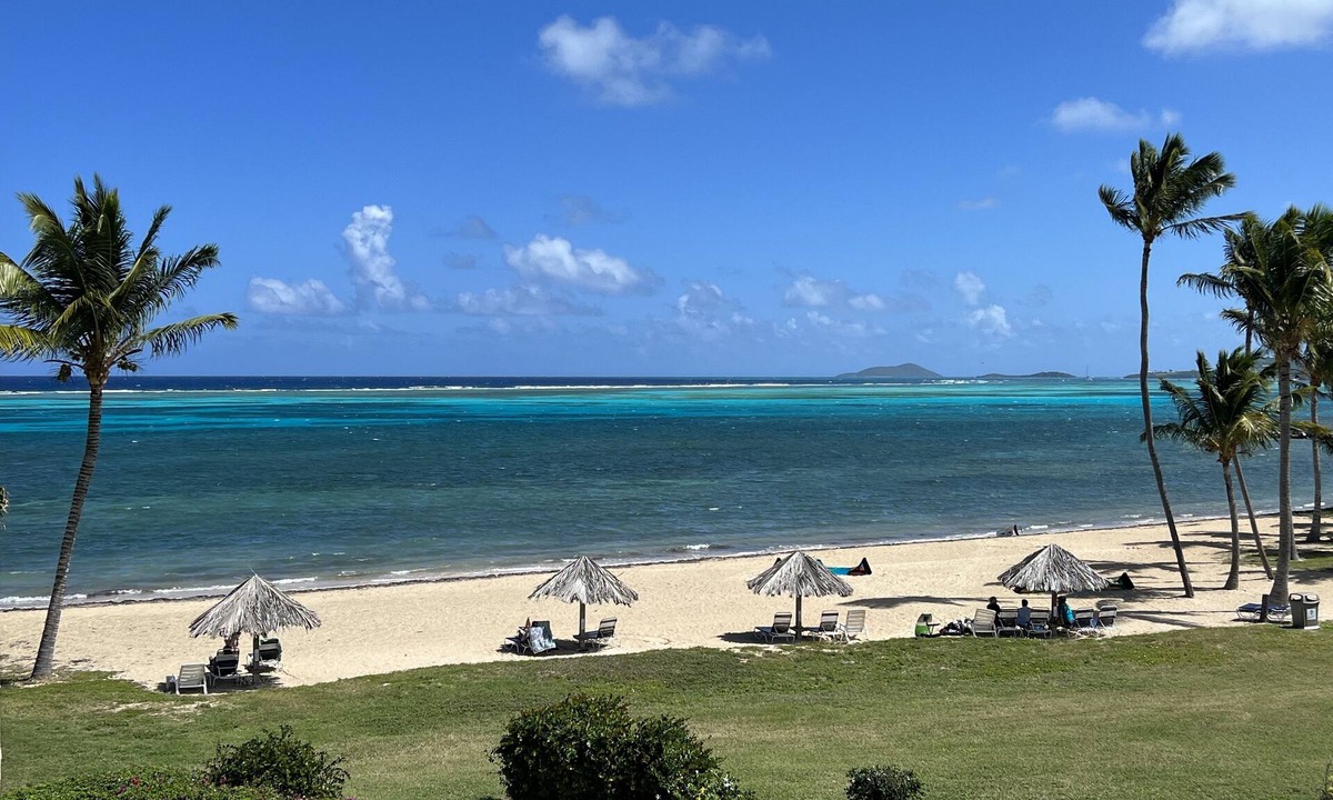 Estate Golden Rock Condo | Luxury Beachfront Condo with Pool and Hot Tub