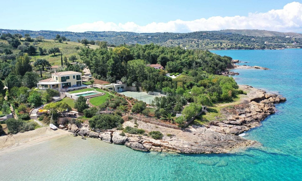 Kilada Villa | Luxury beachfront villa Aria - pool, tennis, sunset views & seaside adventures!