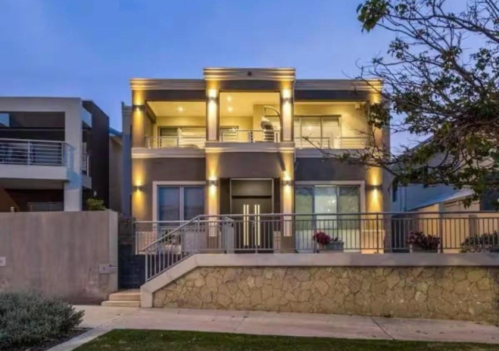 North Coogee House | Luxury Beachside Residence