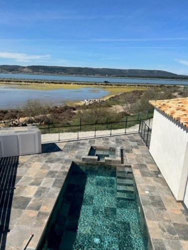 Frontignan House | Luxury between sea and pond evenings prohibited