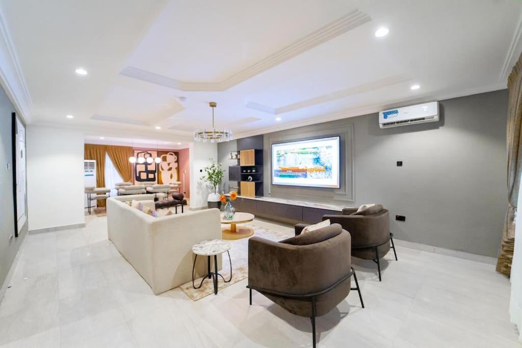 Ikoyi Apartment | Luxury Condo in Ikoyi (banana Island)
