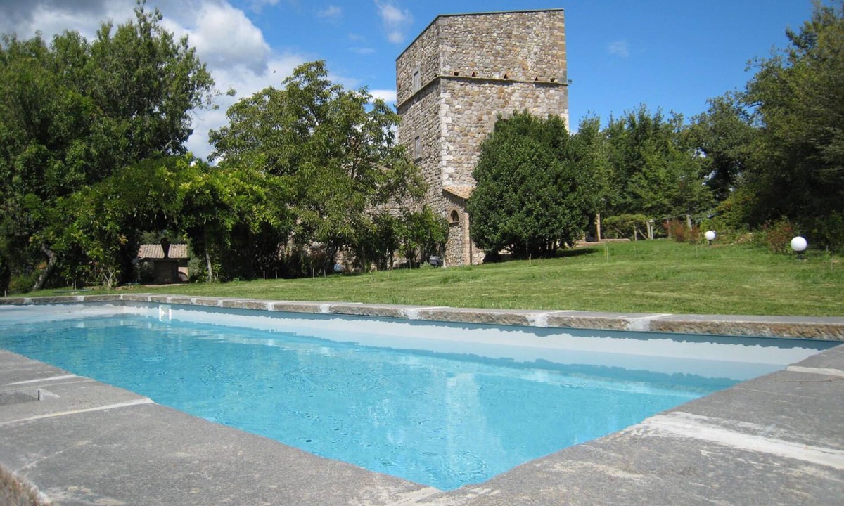 Castel Viscardo House | Luxury Country House for private and relaxing vacations
