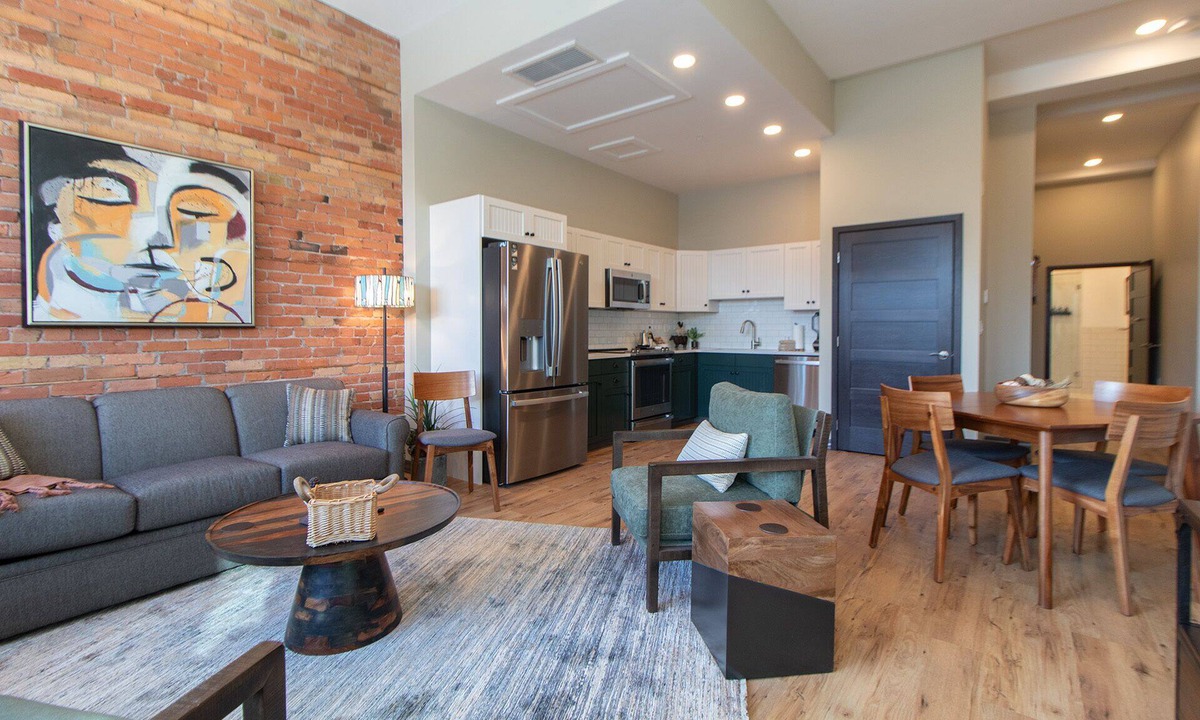 Duluth Apartment | Luxury Craft District Suites | Unit 101