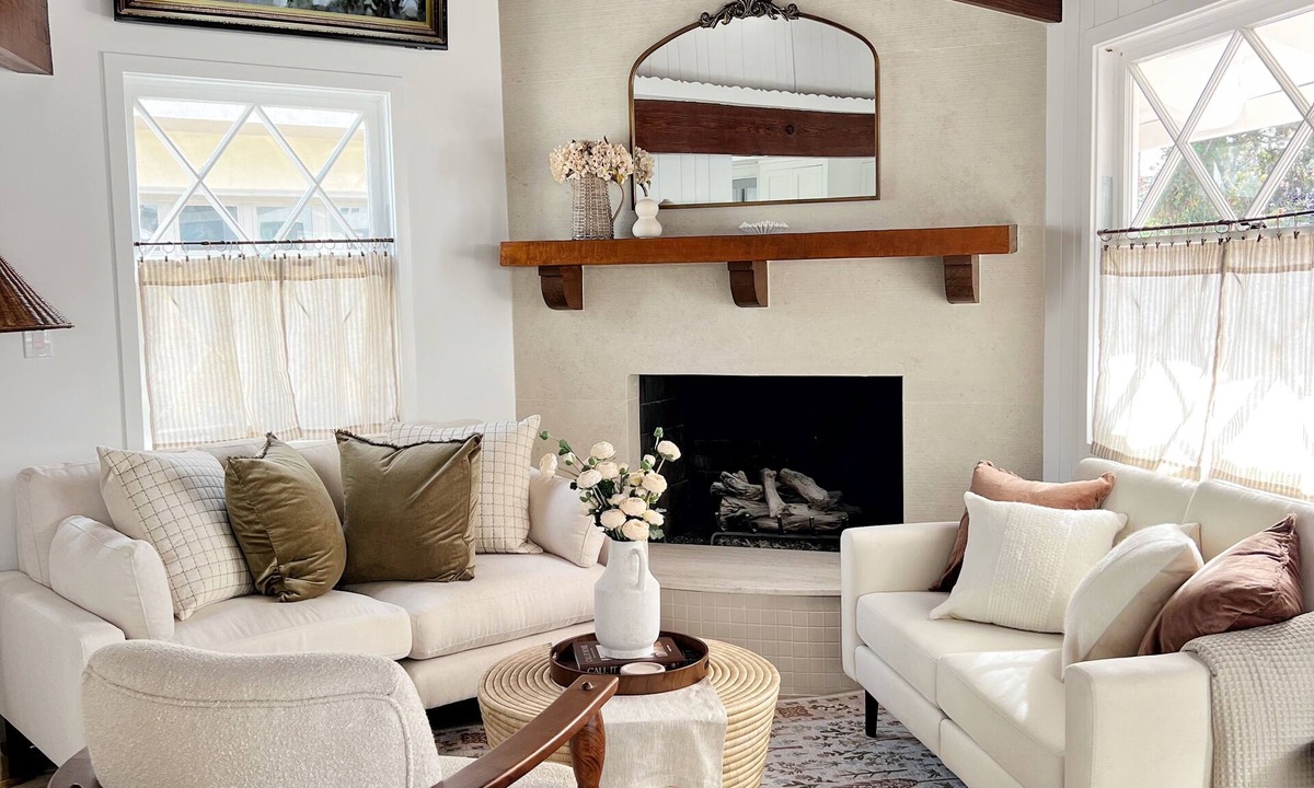 Balboa Peninsula Cottage | Luxury Designer Beach Cottage + Private Parking 30-Day Min