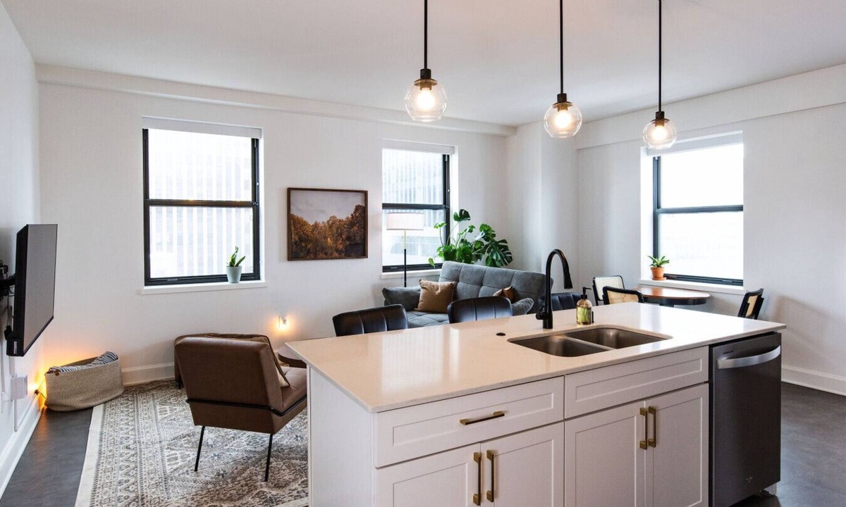East Town Apartment | Luxury Downtown Apt with Parking, Gym, and Lap Pool · Sleeps 4-5