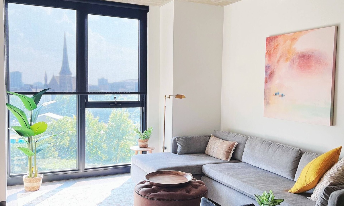 Near West Side Apartment | Luxury Extended-Stay 1BR in West Loop for Professionals and Interns