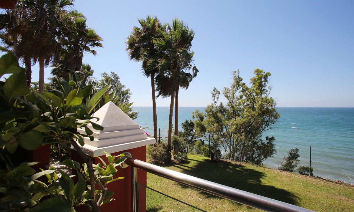 New Golden Mile Apartment | Luxury front line 2 bedroom apartment with magnificent seaviews