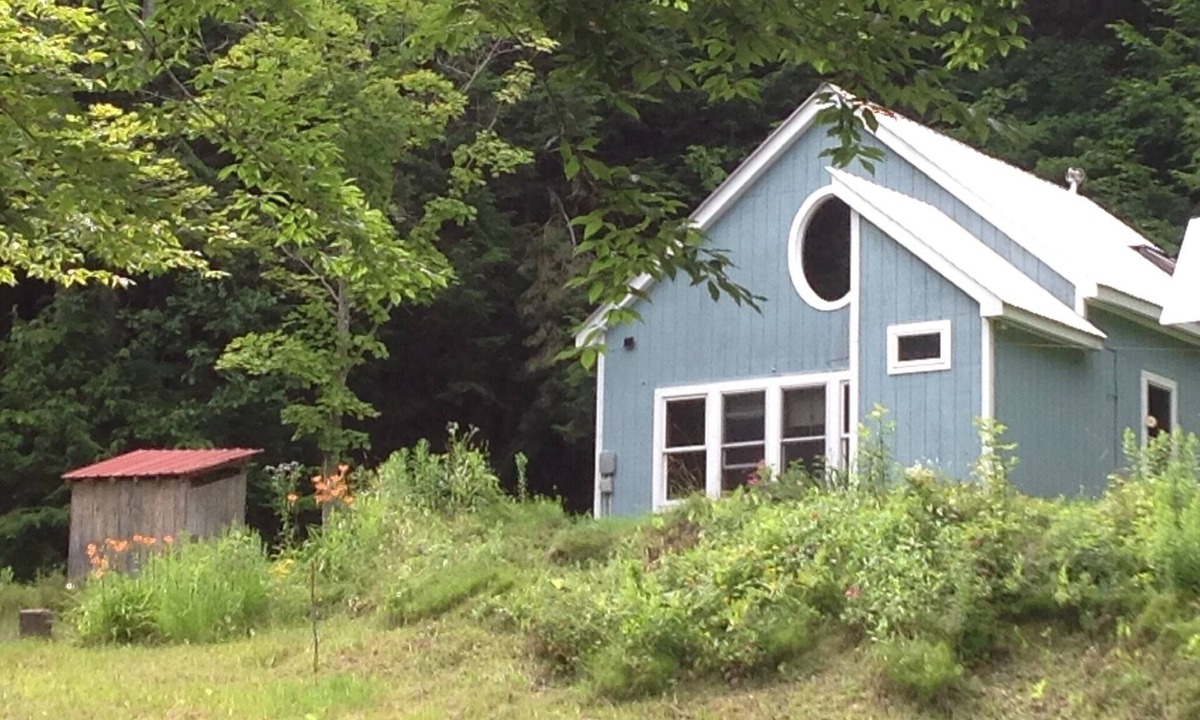 Chester Cabin | Luxury Glamping Cabin. Close to hiking and 15 minutes from Ski Area