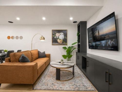 Shaganappi House | Luxury Guest Suite on Shaganappi
