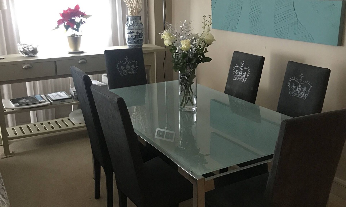 Canon's Marsh Apartment | Luxury Harbourside Apartment