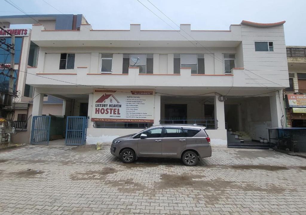 Phagwara Hostel | Luxury Heaven Hostel For Couples, Students, Faculties, Corporates