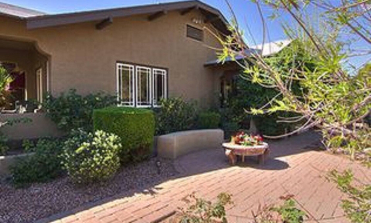 Garfield House | Luxury Historic Home Downtown Phoenix
