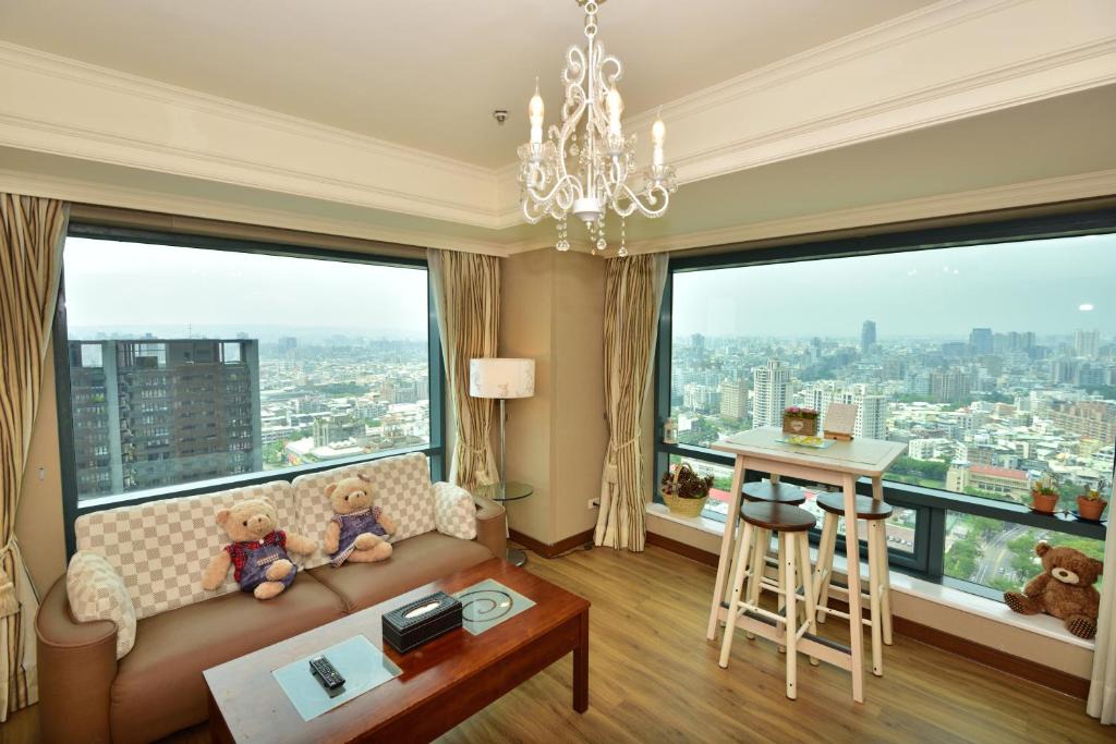 West District Apartment | Luxury House