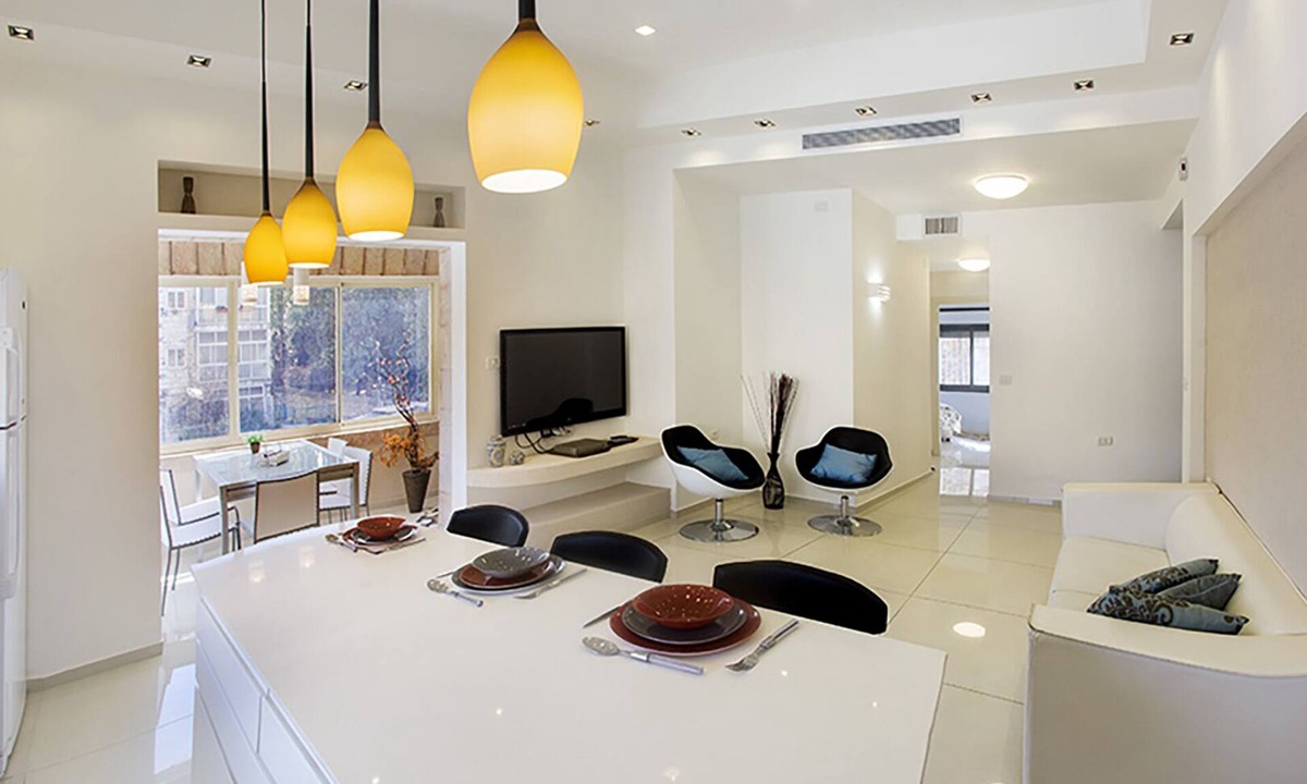 Emek Refaim Apartment | LUXURY IN GERMAN COLONY. 3 BEDROOM