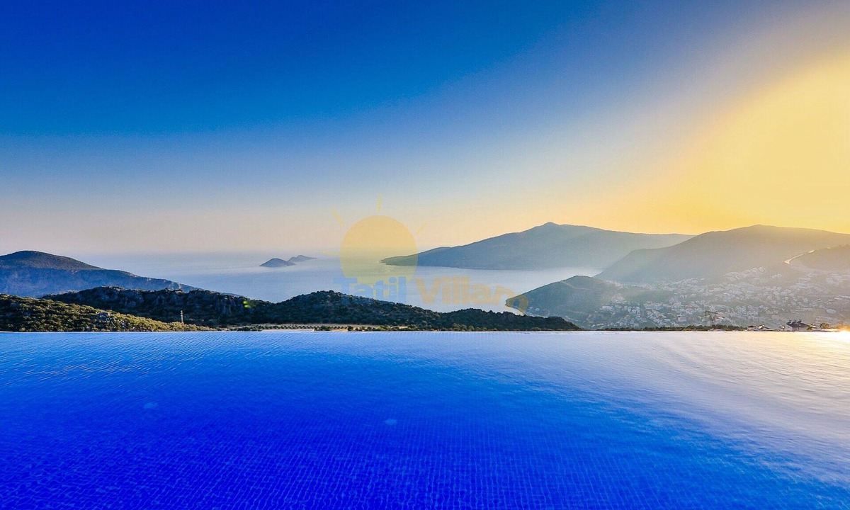 Kalkan Villa | Luxury – Infinity Pool – Jacuzzi – Private Villa
