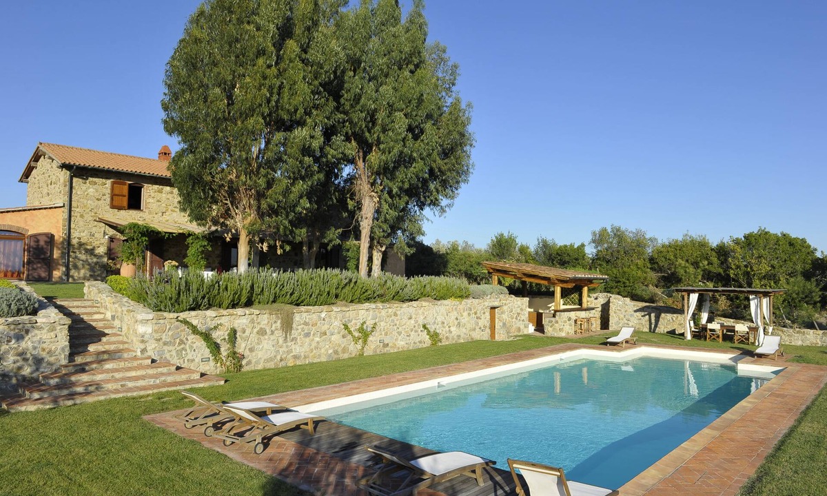Monterotondo Marittimo Villa | Luxury stone house, large private pool and stunning seaview, 3 golf courses nearby