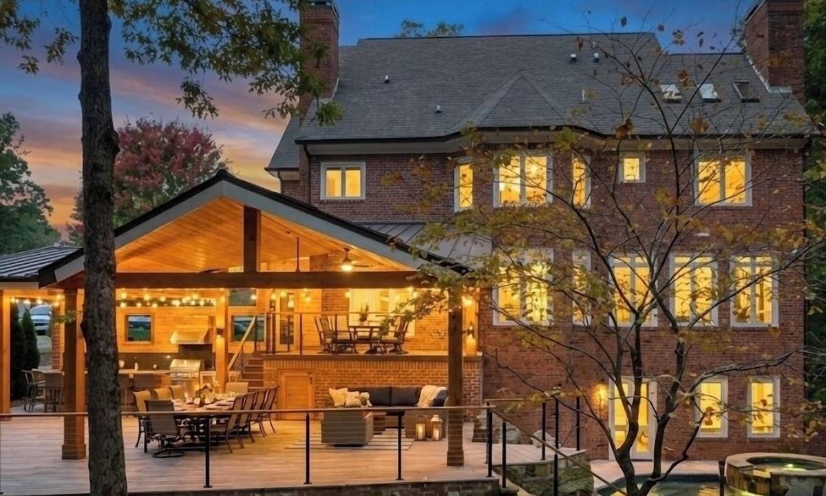 Buford House | Luxury Lakefront retreat. Privacy gate, pool and outdoor kitchen