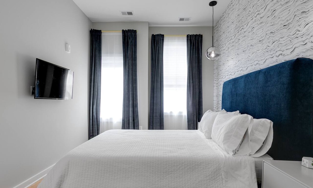 Church Hill Apartment | Luxury, Location &Convenience w/Urban Charm Twist