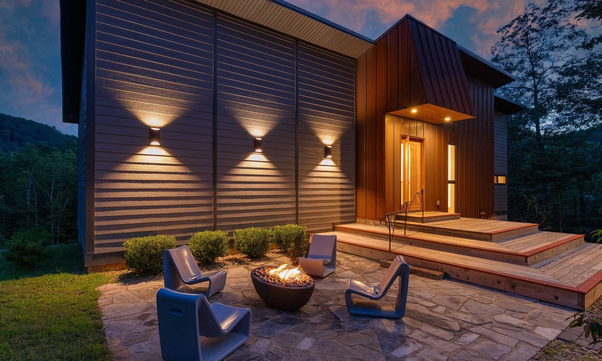Black Mountain House | Luxury Mountain Retreat w/Hot Tub, Grill & Fire Pit Near Asheville, NC